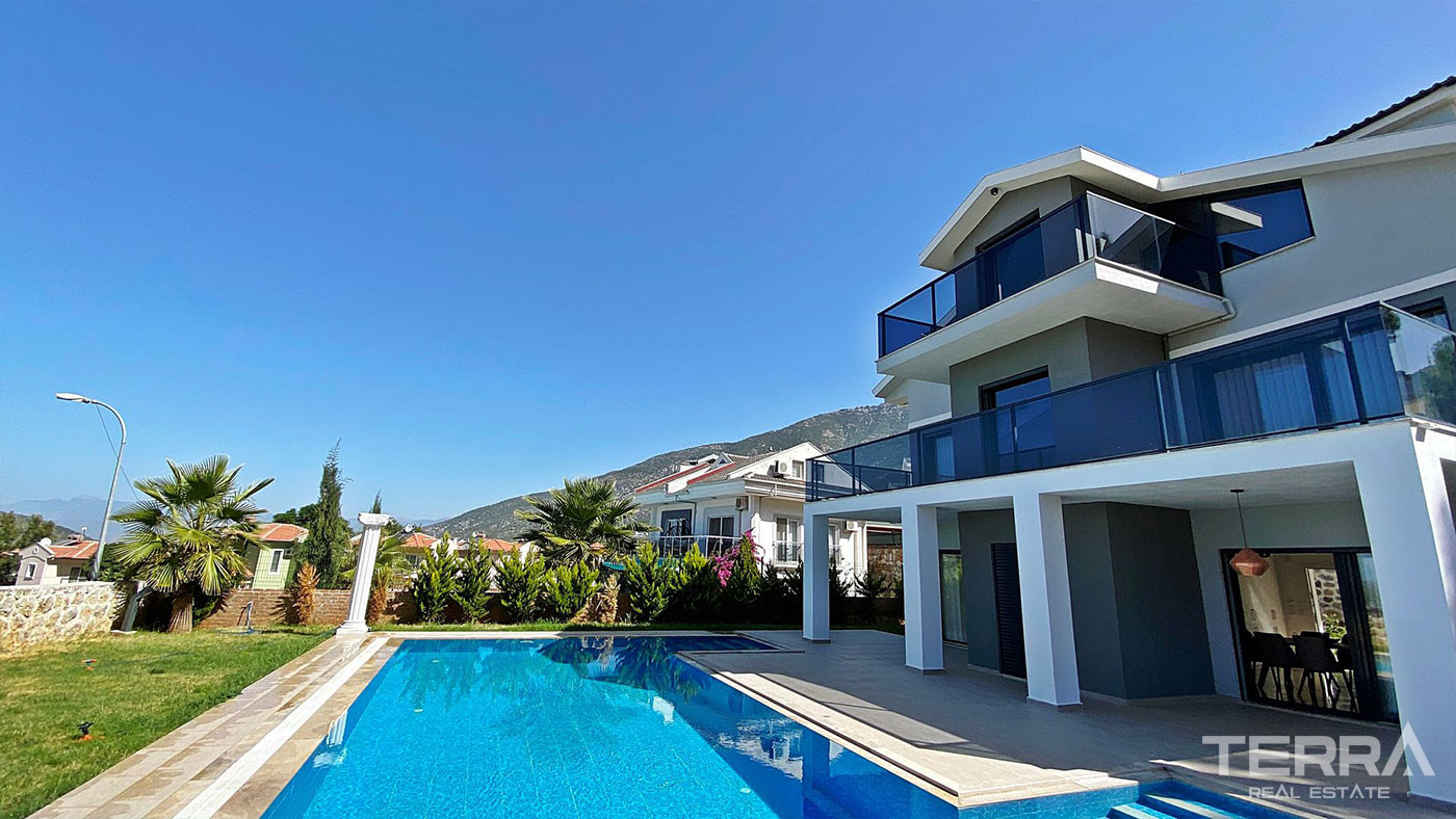 4 Bedroom Stunning Villa with Private Swimming Pool in Ovacık Fethiye - 77081