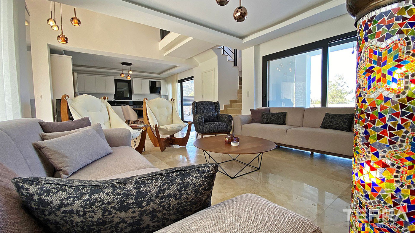 4 Bedroom Stunning Villa with Private Swimming Pool in Ovacık Fethiye - 77090