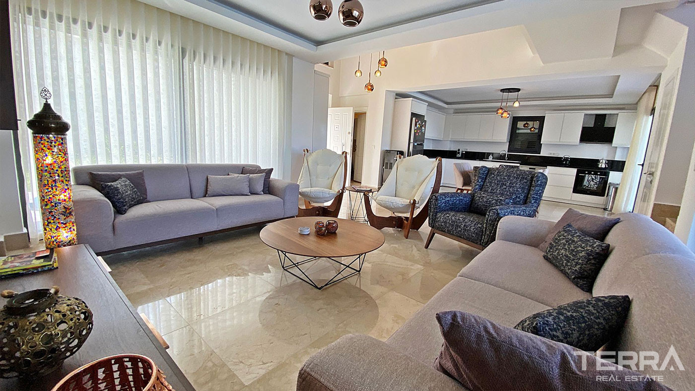 4 Bedroom Stunning Villa with Private Swimming Pool in Ovacık Fethiye - 77091