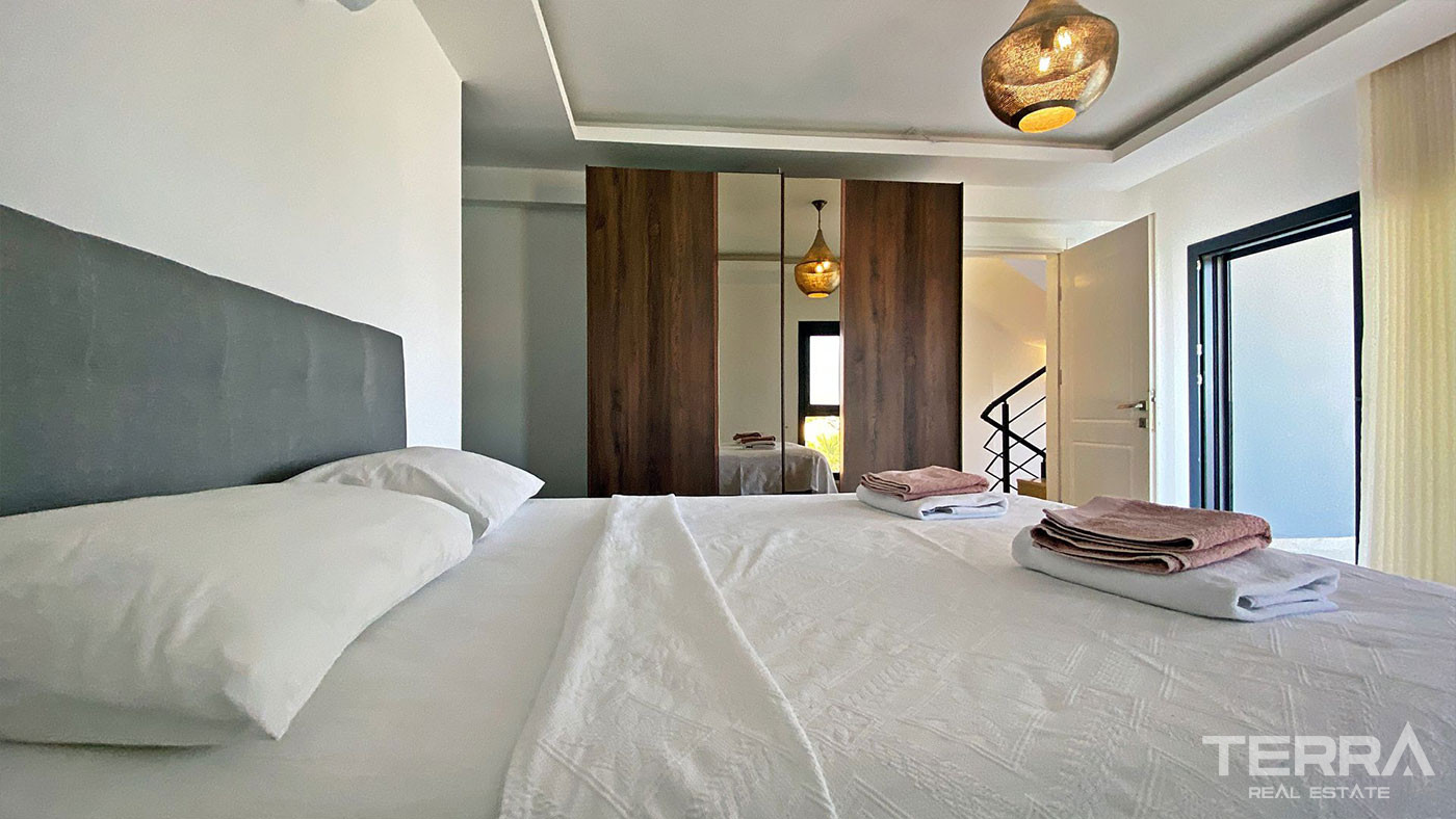 4 Bedroom Stunning Villa with Private Swimming Pool in Ovacık Fethiye - 77093