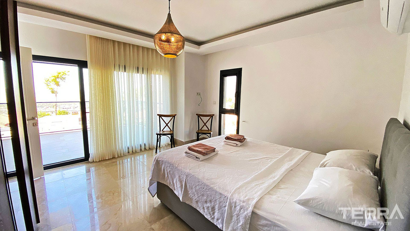 4 Bedroom Stunning Villa with Private Swimming Pool in Ovacık Fethiye - 77094