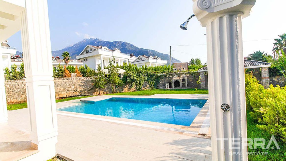 Villen mit Bergblick zum Verkauf in Hisarönü Fethiye mit privatem Pool - 28404