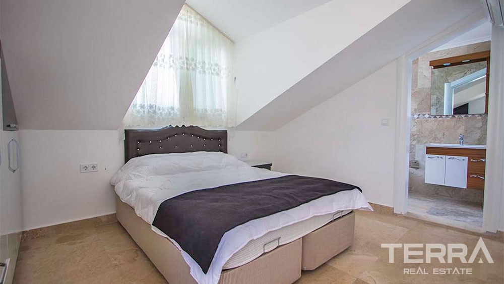 Villen mit Bergblick zum Verkauf in Hisarönü Fethiye mit privatem Pool - 28410