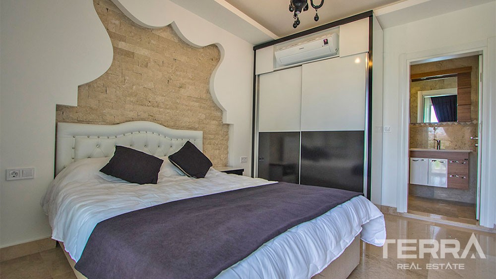 Villen mit Bergblick zum Verkauf in Hisarönü Fethiye mit privatem Pool - 28414