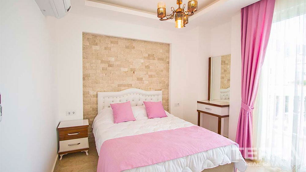 Villen mit Bergblick zum Verkauf in Hisarönü Fethiye mit privatem Pool - 28417