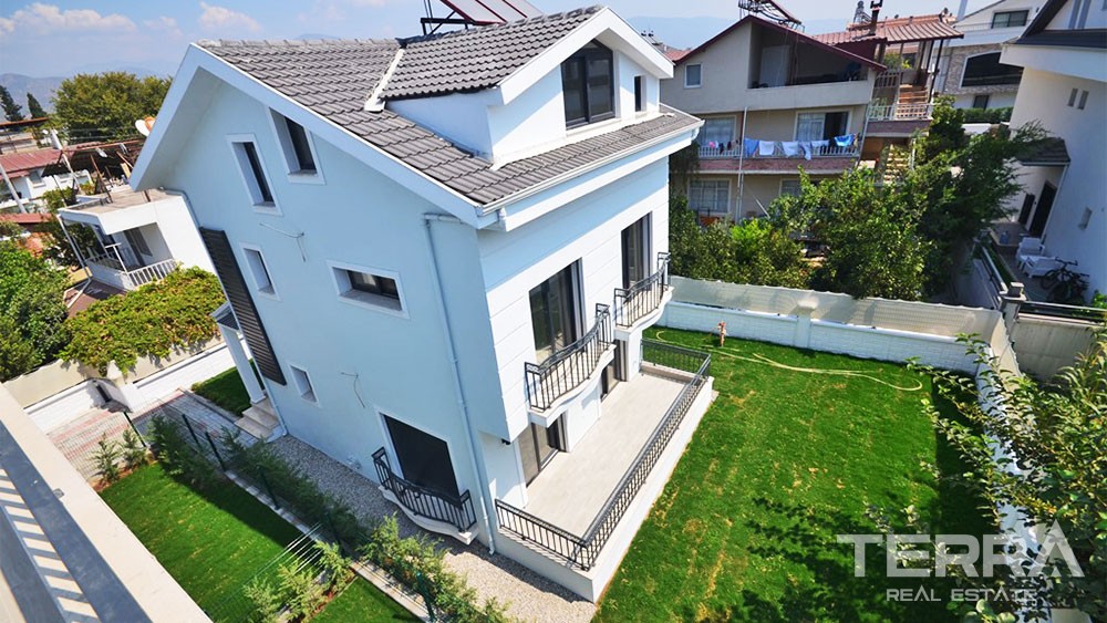 Neugebaute freistehende Villa zum Verkauf in bester Lage von Fethiye