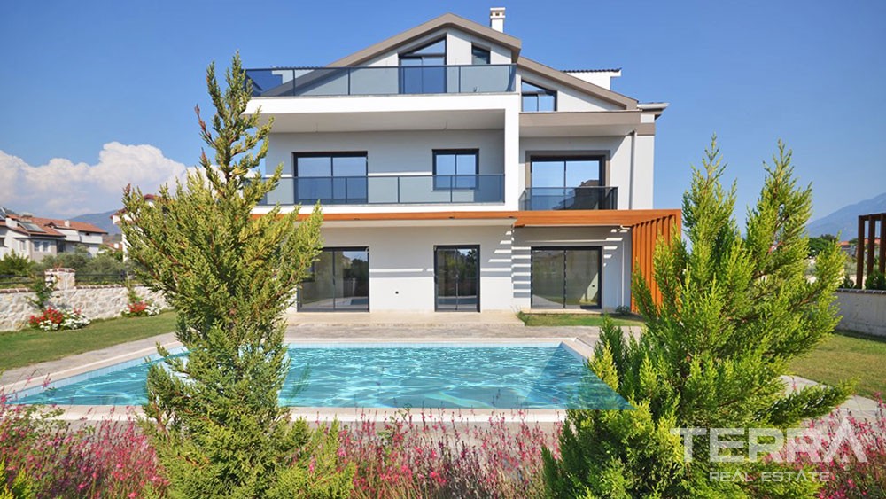 Nature View Villa with Private Pool & Rental Income in Çalış Fethiye - 28606