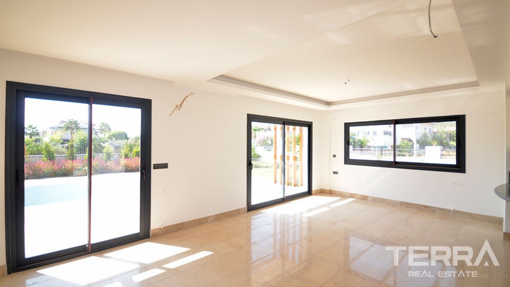 Nature View Villa with Private Pool & Rental Income in Çalış Fethiye - 28614