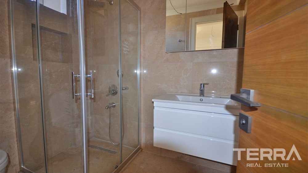Nature View Villa with Private Pool & Rental Income in Çalış Fethiye - 28623