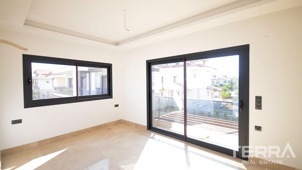 Nature View Villa with Private Pool & Rental Income in Çalış Fethiye - 28630