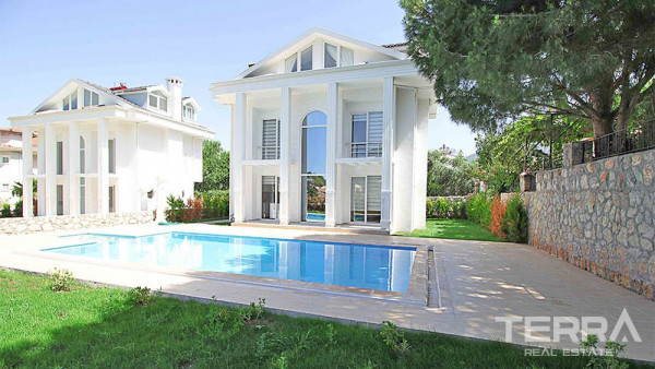 À 2 km de Lagon Bleu Superbe Maison Moderne à Ovacık Fethiye