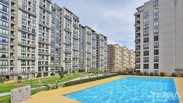 Familienapartments in Istanbul Esenyurt In einem bebauten Komplex