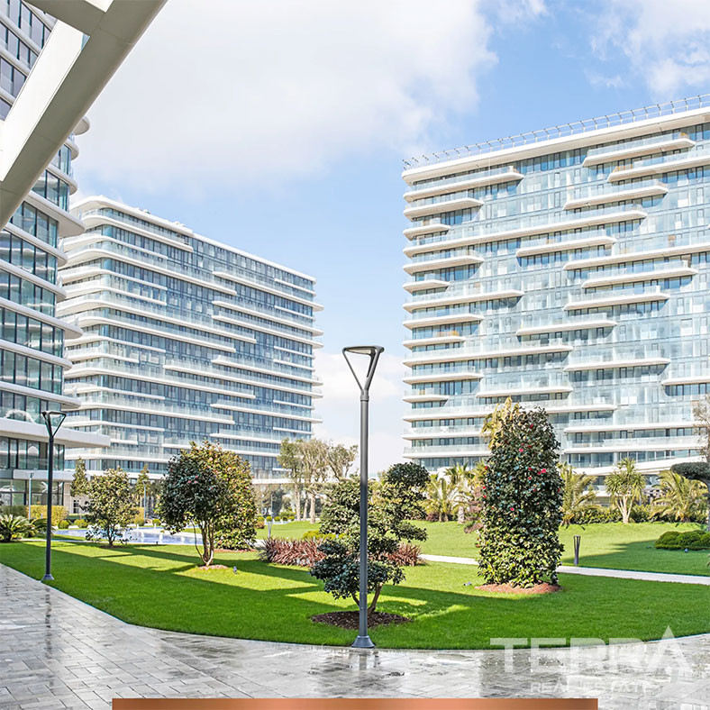 Seafront Apartments with Rich Facilities in Yedi Mavi in Istanbul - 102063