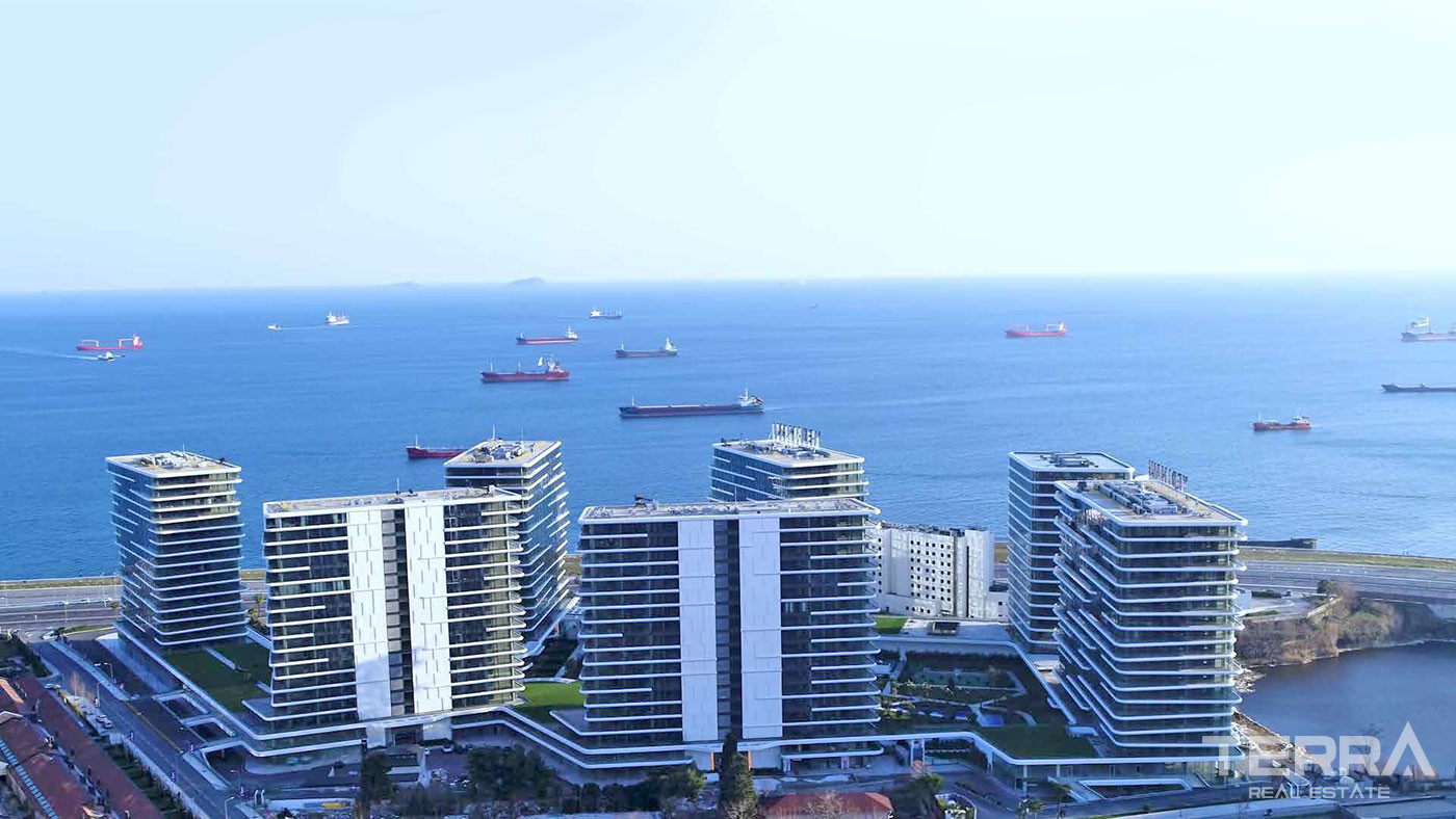 Seafront Apartments with Rich Facilities in Yedi Mavi in Istanbul - 102078