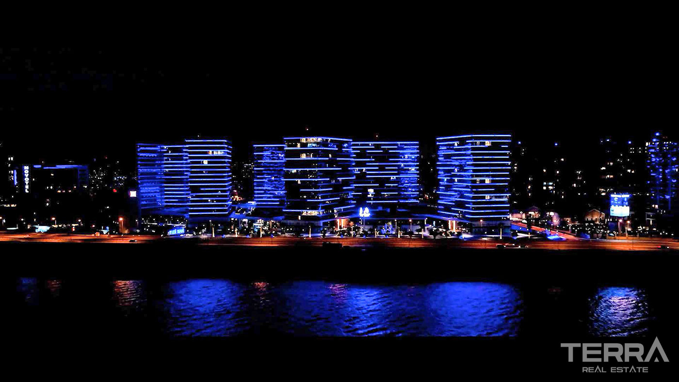 Seafront Apartments with Rich Facilities in Yedi Mavi in Istanbul - 102081