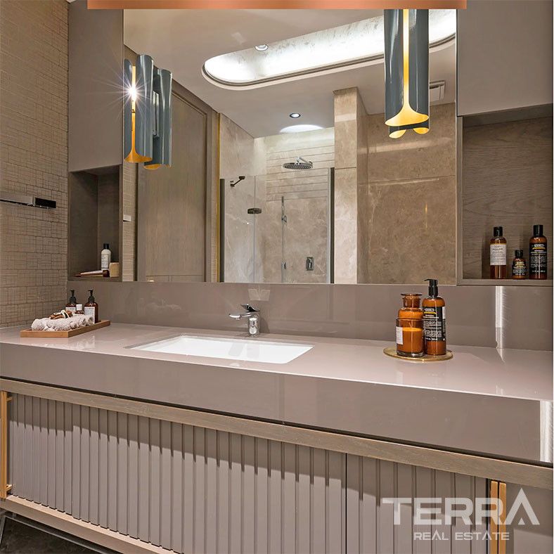 Seafront Apartments with Rich Facilities in Yedi Mavi in Istanbul - 102084