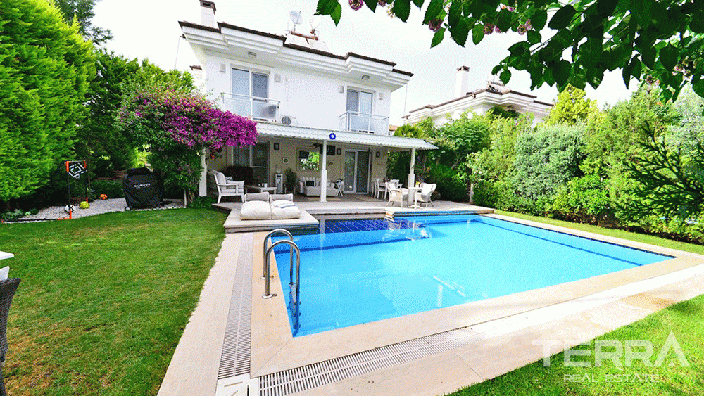 Detached Fethiye Villa for Sale in Çalıs with Private Pool & Garden - 29362