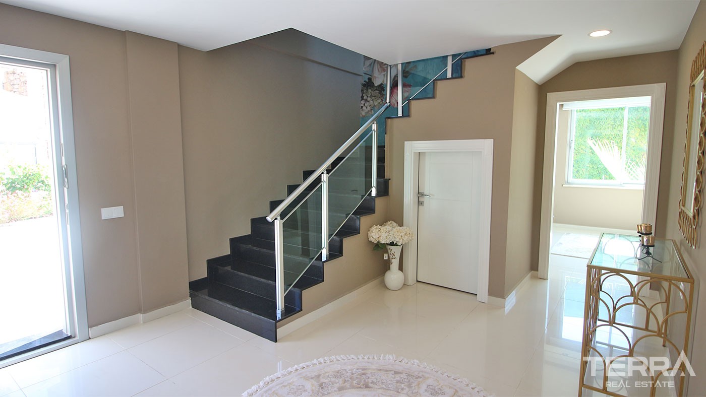 Sea View Villa for Sale in Alanya Kargıcak Surrounded by Nature - 29703