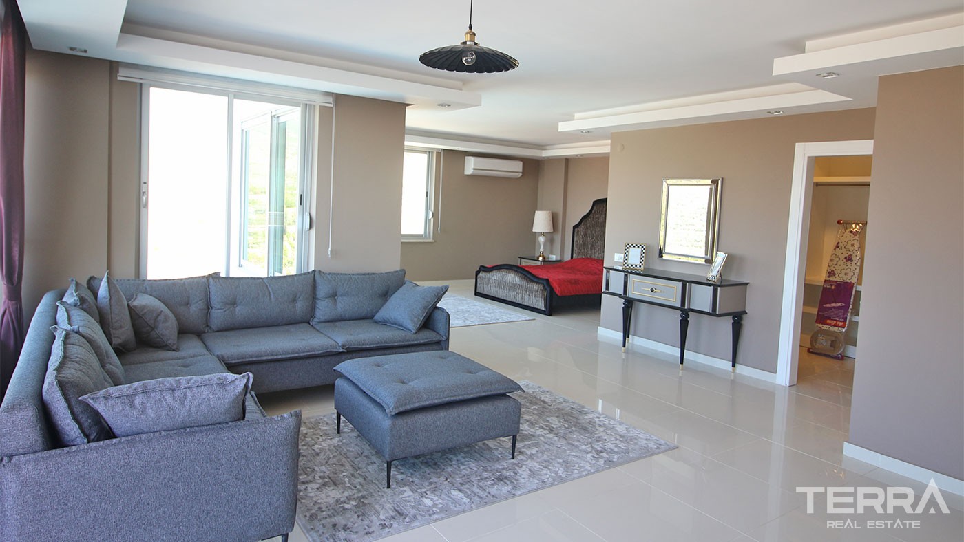 Sea View Villa for Sale in Alanya Kargıcak Surrounded by Nature - 29717
