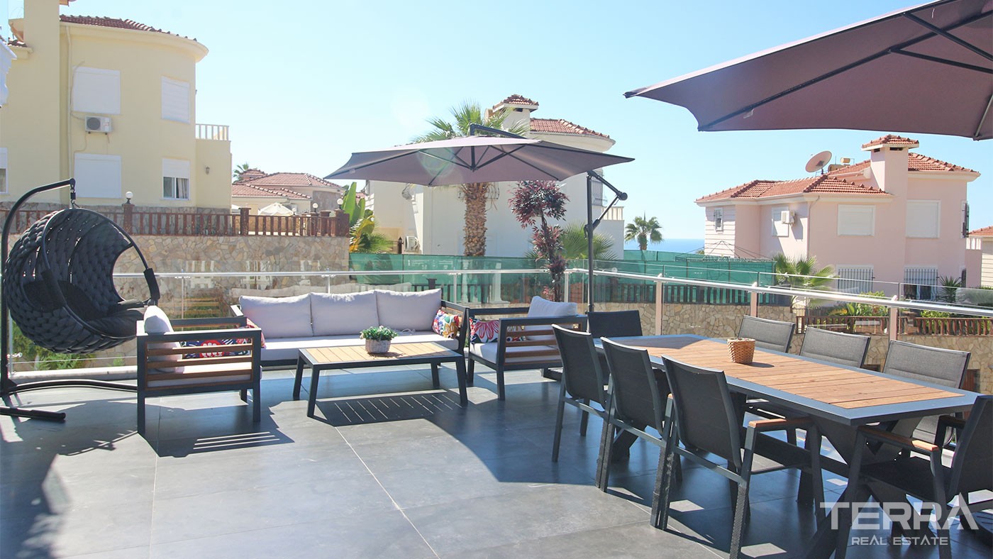 Sea View Villa for Sale in Alanya Kargıcak Surrounded by Nature - 29724