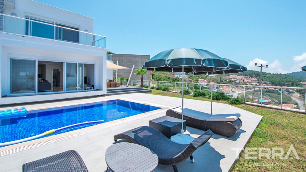 Furnished Alanya Villa for Sale in Kargıcak with Endless Sea View - 29651