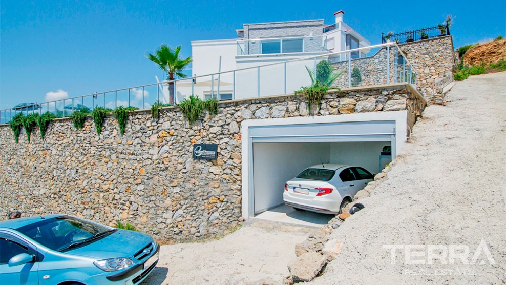 Furnished Alanya Villa for Sale in Kargıcak with Endless Sea View - 29657