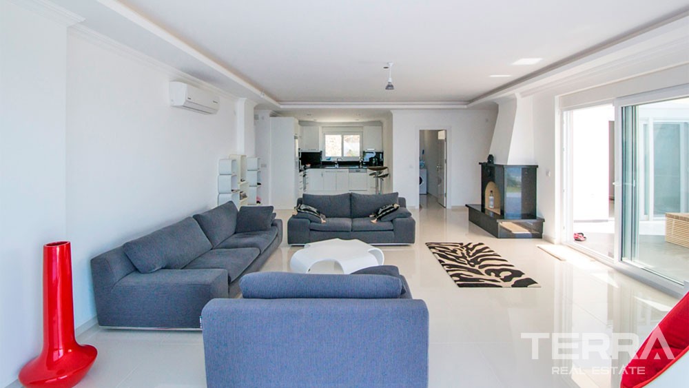 Furnished Alanya Villa for Sale in Kargıcak with Endless Sea View - 29668