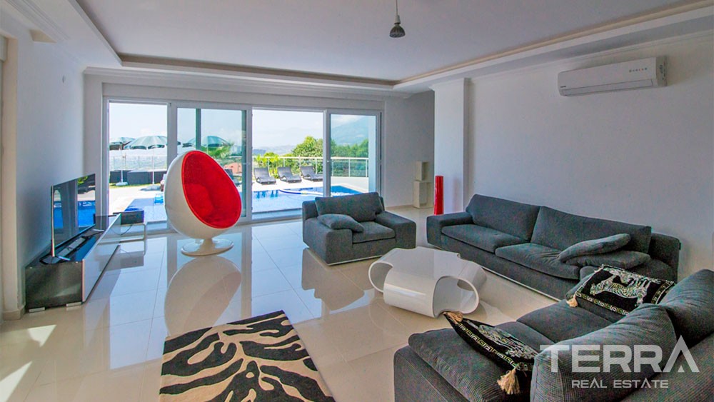 Furnished Alanya Villa for Sale in Kargıcak with Endless Sea View - 29679