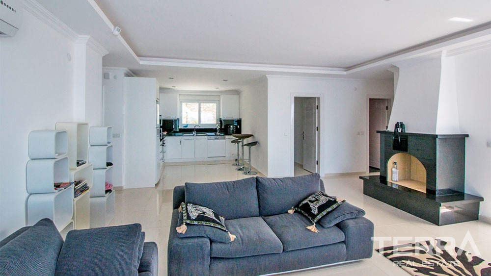 Furnished Alanya Villa for Sale in Kargıcak with Endless Sea View - 29680