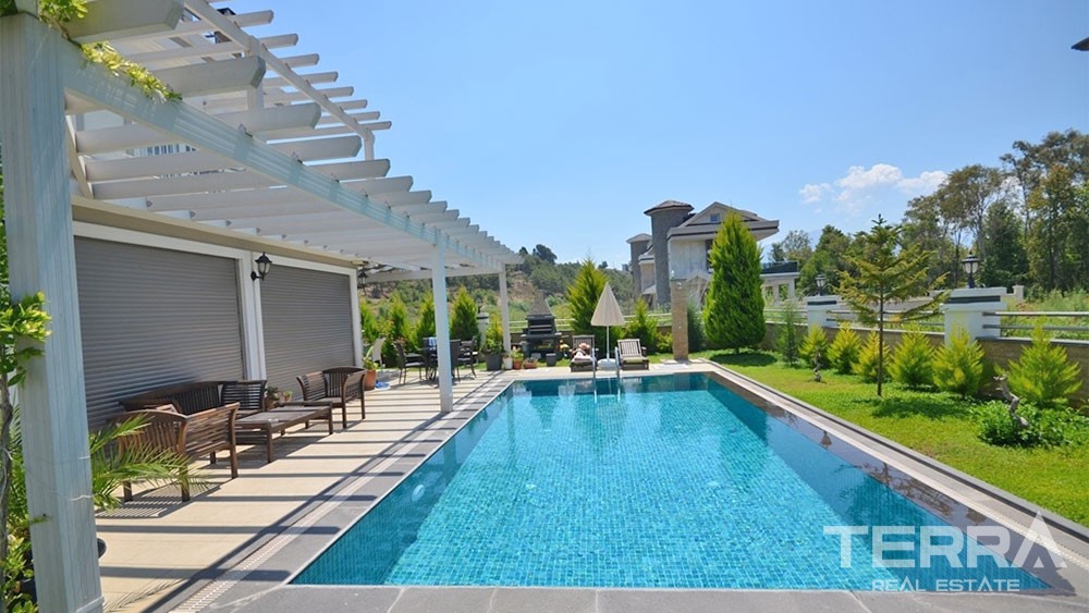 Elegant Holiday House for Sale in Fethiye Çalış 1 km to the Beach - 29914