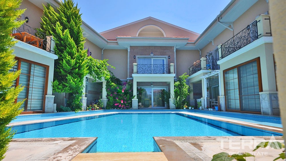 Resale Fethiye Villa for Sale Located 4 km from the Beach - 30504