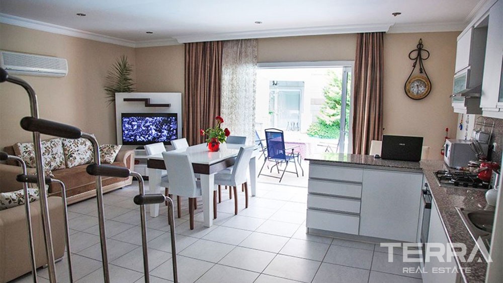 Resale Fethiye Villa for Sale Located 4 km from the Beach - 30512