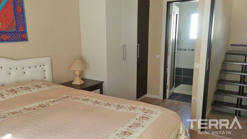 Resale Fethiye Villa for Sale Located 4 km from the Beach - 30514