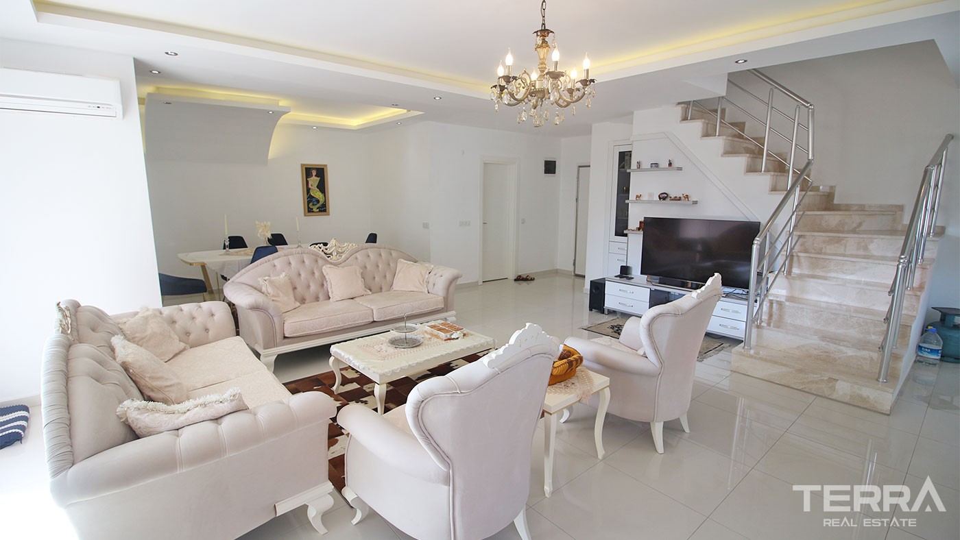 Furnished Penthouse Apartment Located in Alanya 150 m to Kestel Beach - 30808