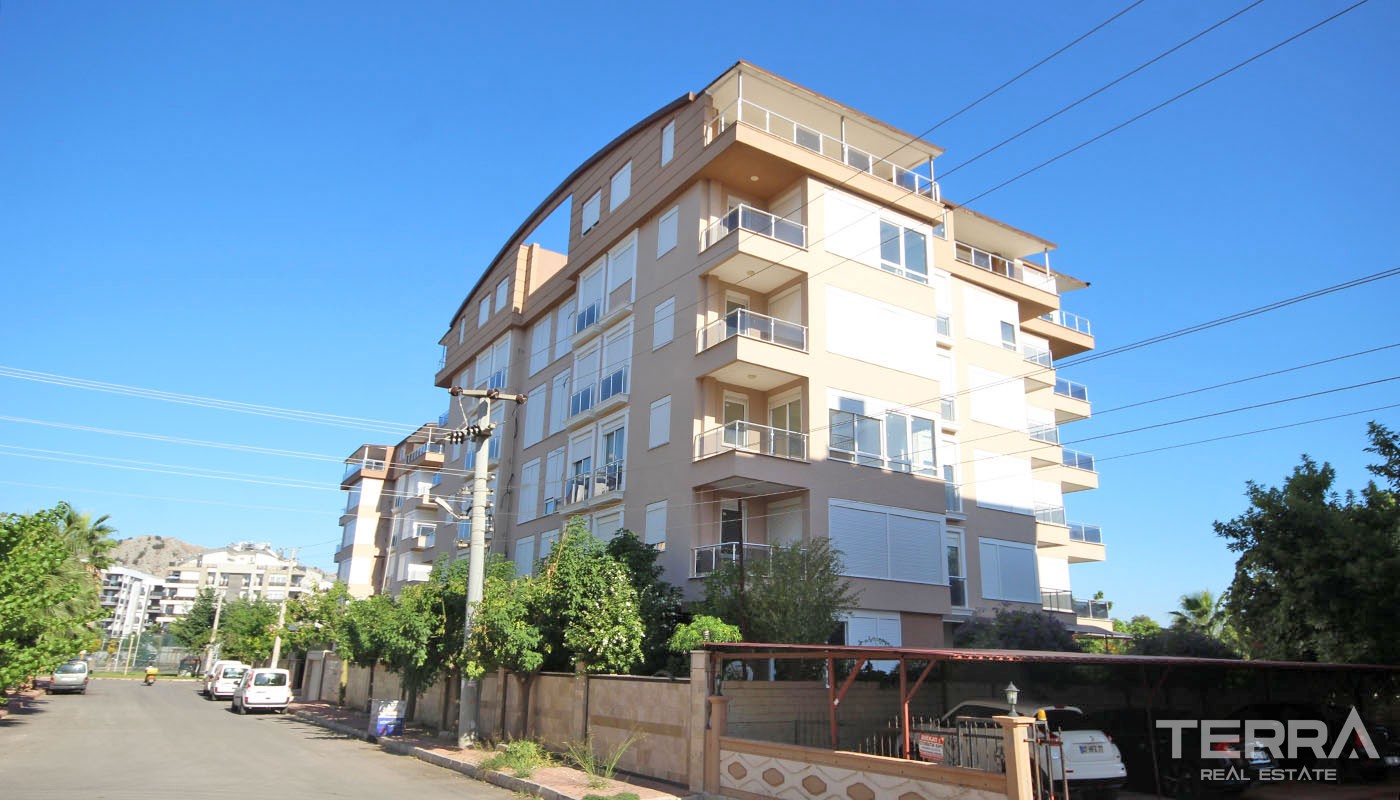 Ready Flats for Sale in Antalya Located in Konyaaltı Near Amenities - 31026