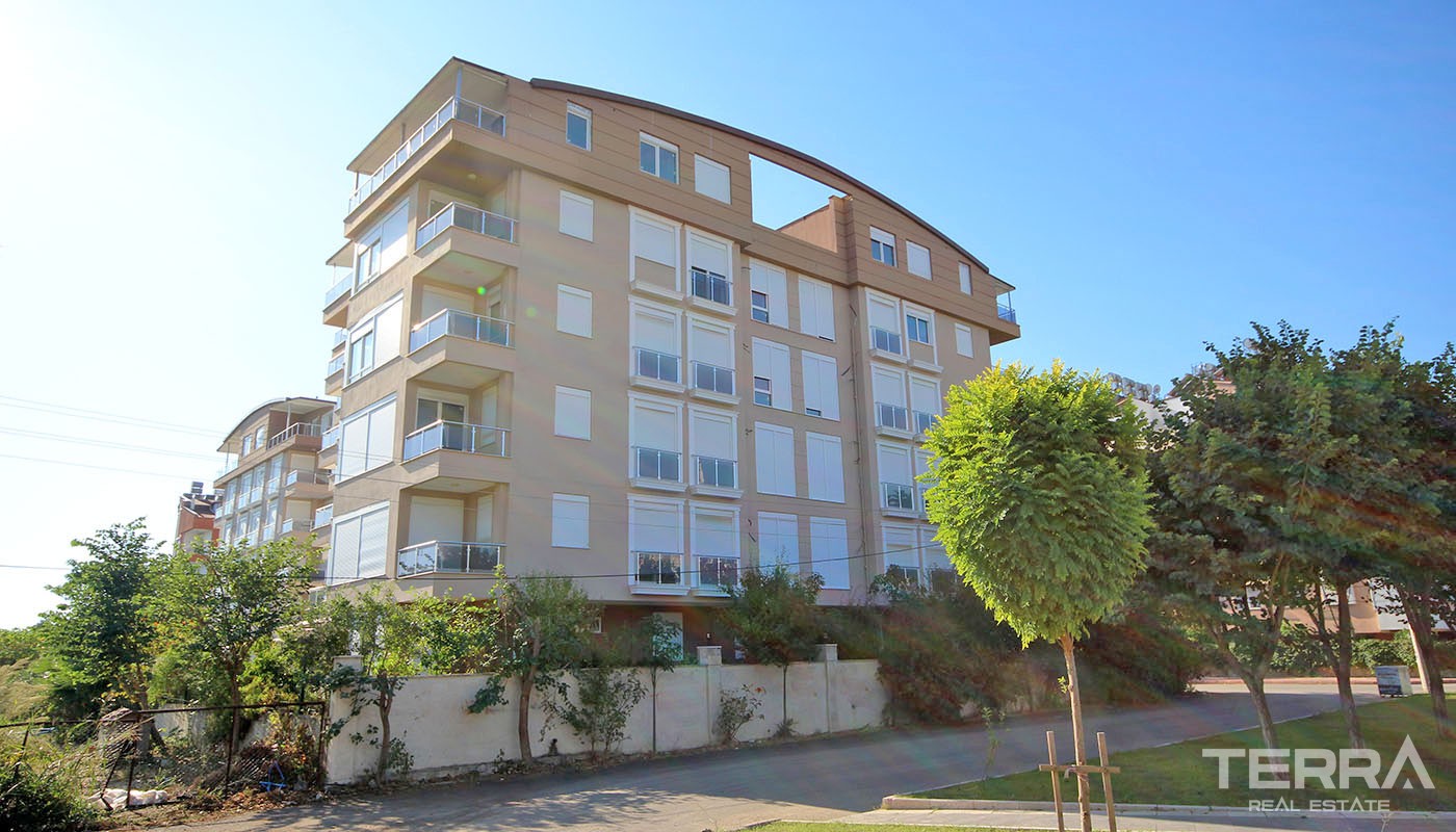 Ready Flats for Sale in Antalya Located in Konyaaltı Near Amenities - 31030