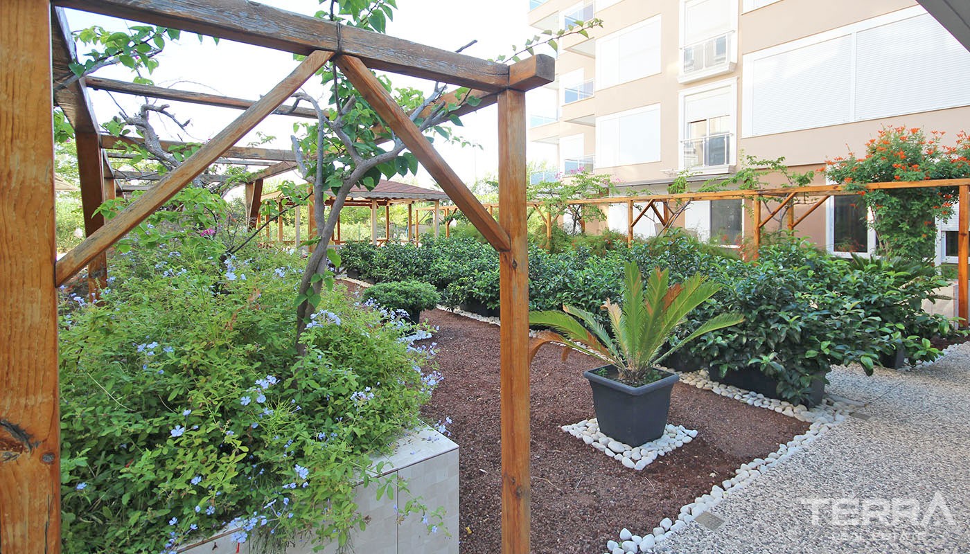 Ready Flats for Sale in Antalya Located in Konyaaltı Near Amenities - 31037