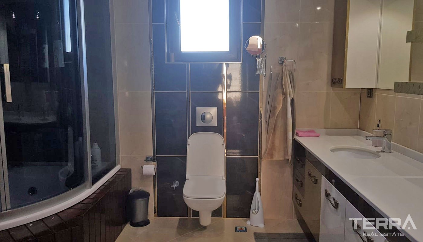 Outstanding Villa in Antalya Döşemealtı Suitable for Investment - 31061