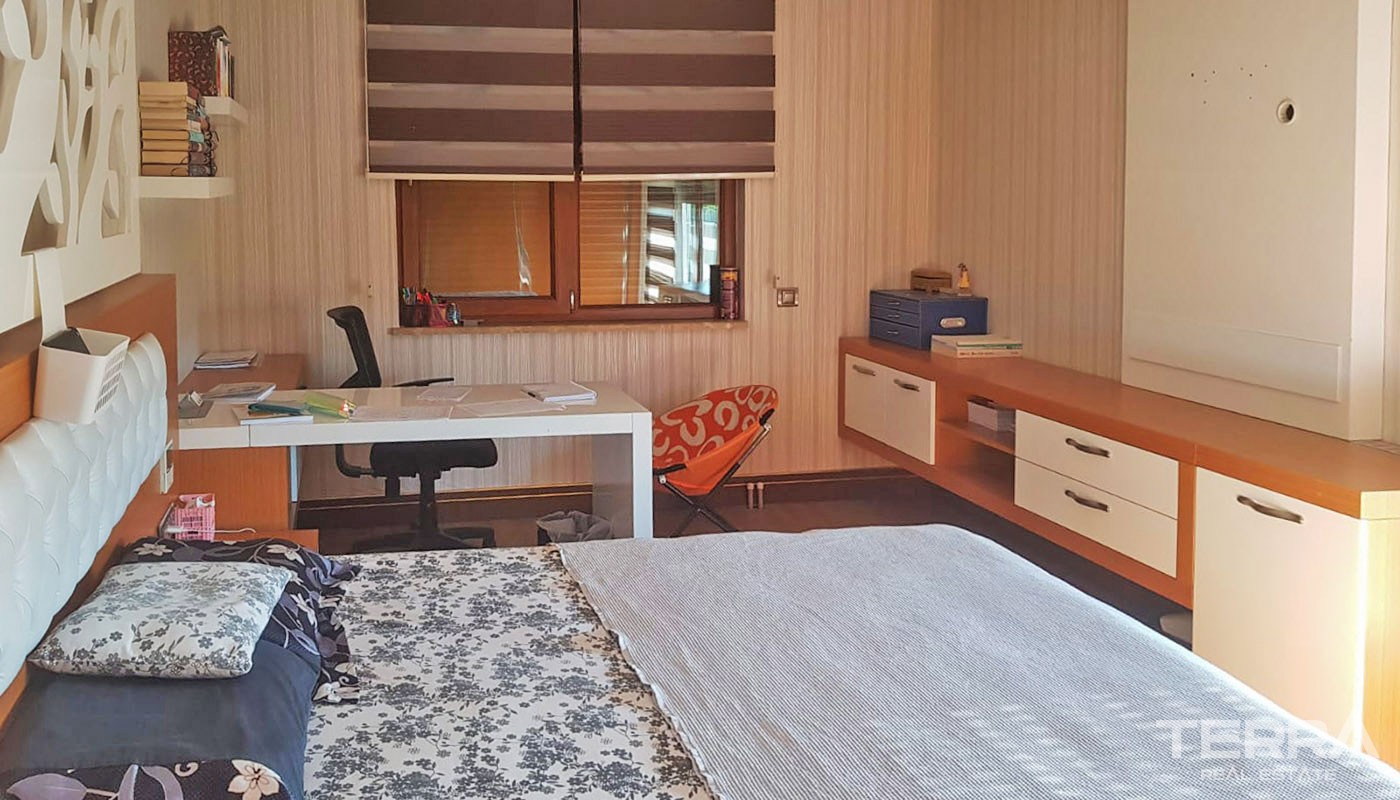 Outstanding Villa in Antalya Döşemealtı Suitable for Investment - 31072