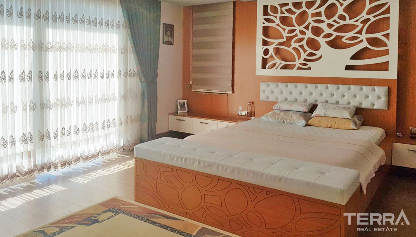Outstanding Villa in Antalya Döşemealtı Suitable for Investment - 31074