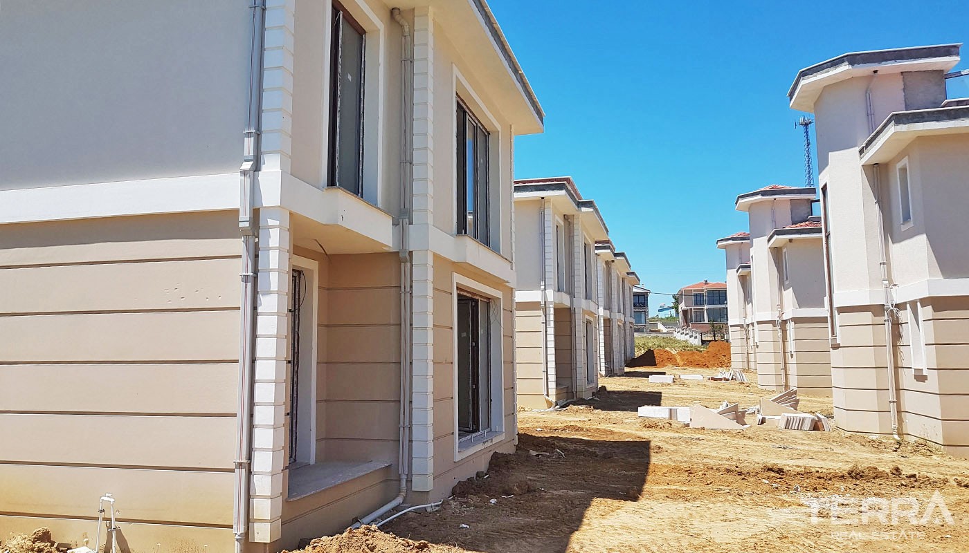 Panoramic Sea View Villas in Istanbul Çatalca 100 m from the Beach - 31418