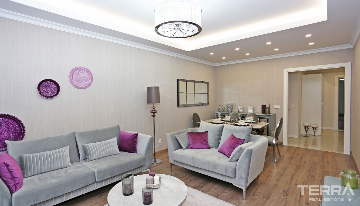 Küçükçekmece Lake View Apartments for Sale in Istanbul near E-5 Road - 31456