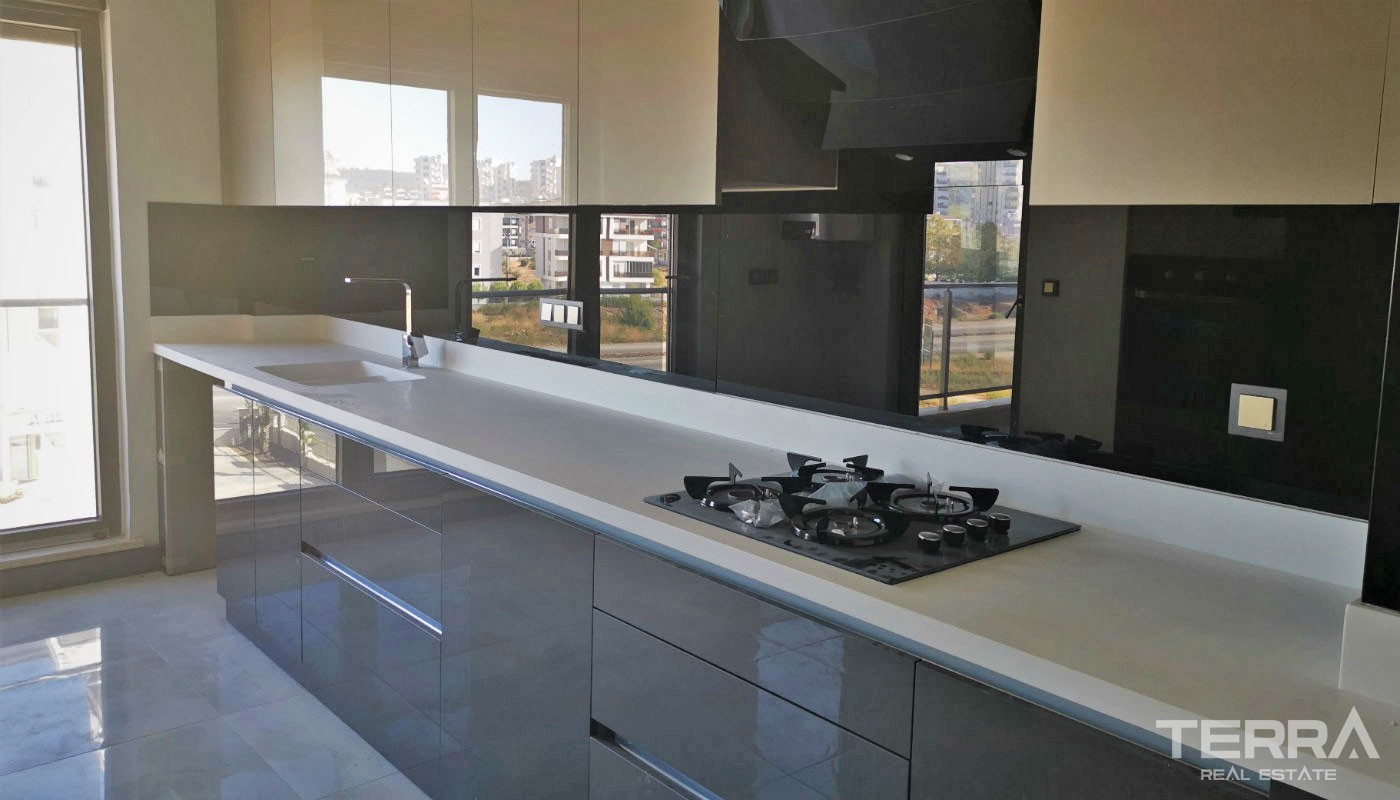 Family-concept Apartments in Antalya Kepez Surrounded by Amenities - 31491