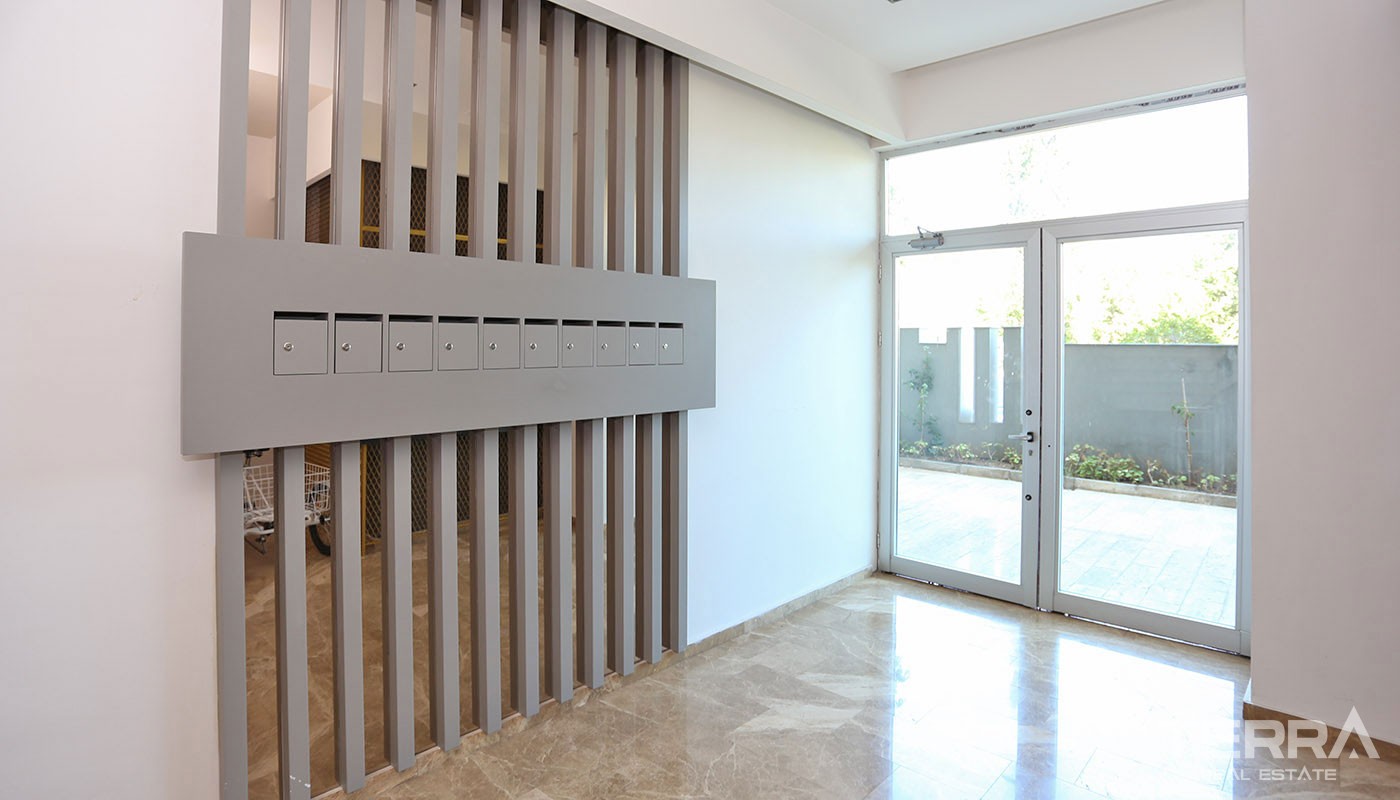Spacious Antalya Apartments for Sale near Konyaaltı Beach - 31497