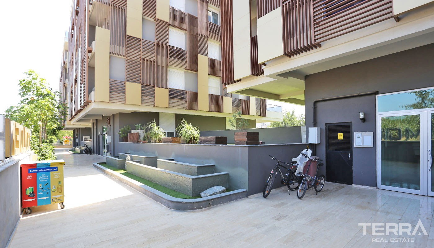 Spacious Antalya Apartments for Sale near Konyaaltı Beach - 31507