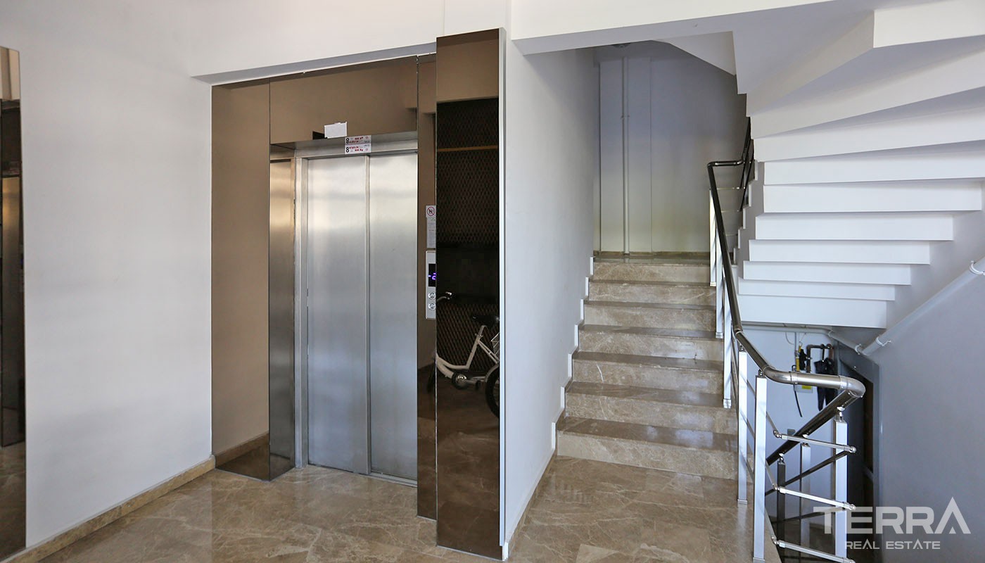 Spacious Antalya Apartments for Sale near Konyaaltı Beach - 31512