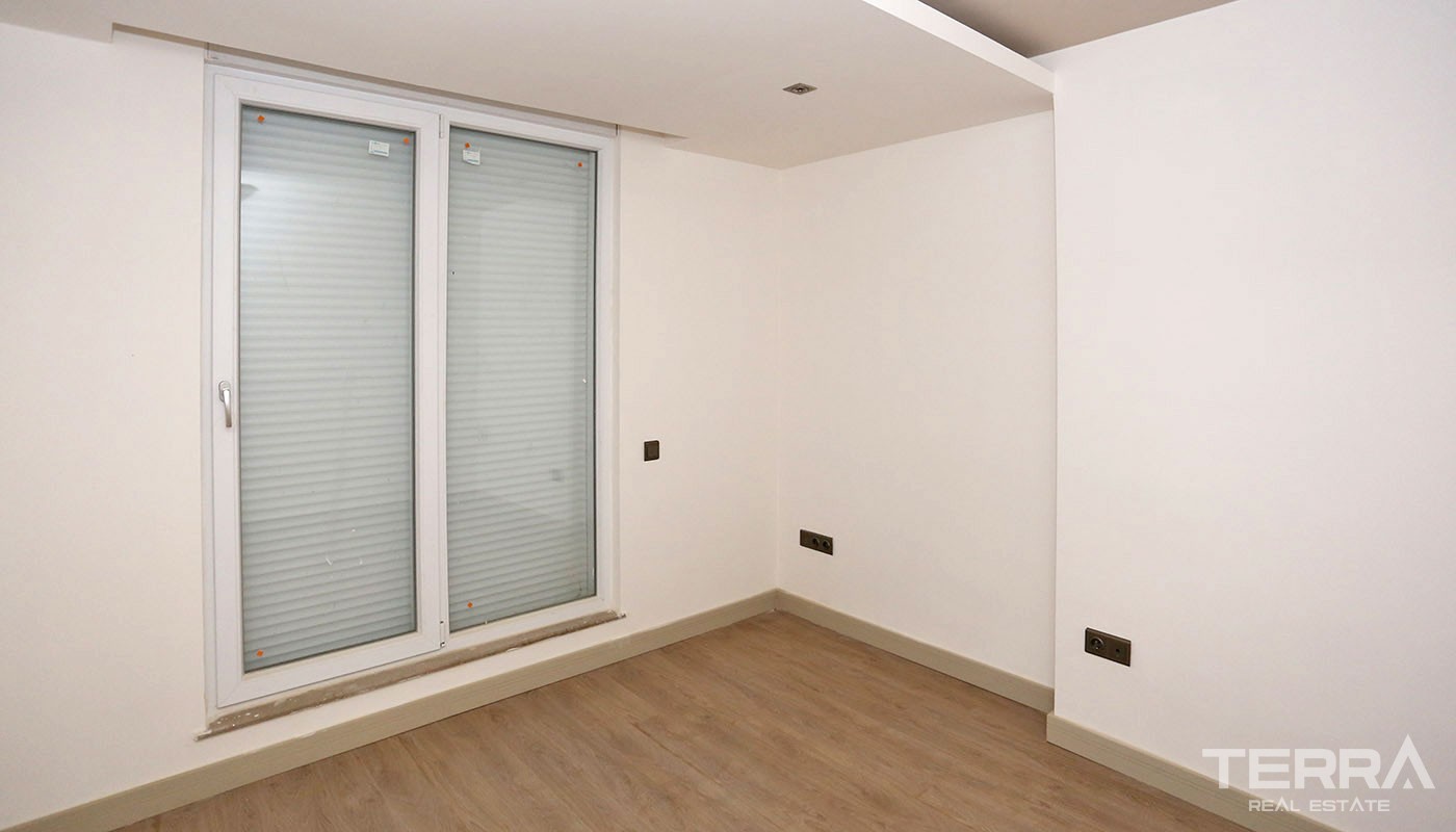 Spacious Antalya Apartments for Sale near Konyaaltı Beach - 31520