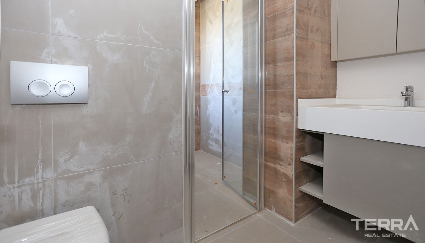 Spacious Antalya Apartments for Sale near Konyaaltı Beach - 31527