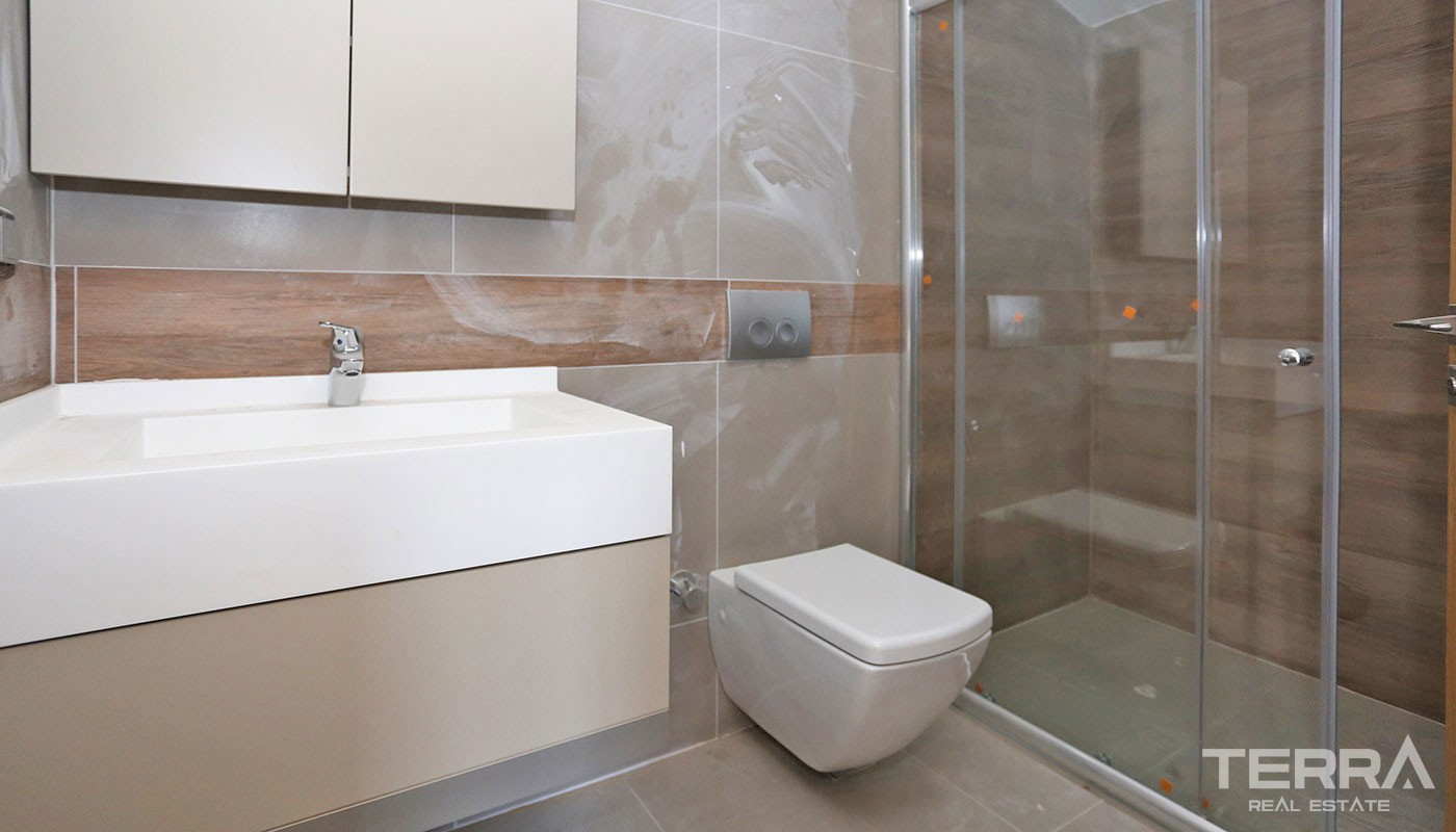 Spacious Antalya Apartments for Sale near Konyaaltı Beach - 31528