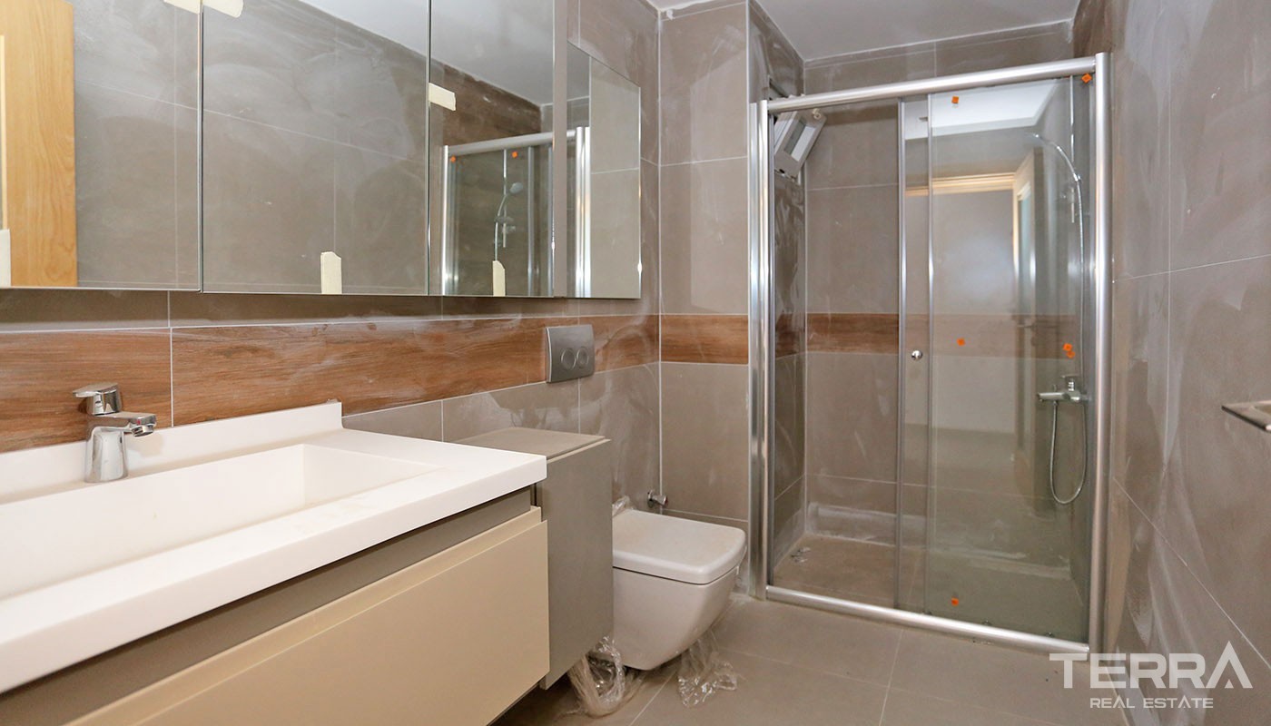 Spacious Antalya Apartments for Sale near Konyaaltı Beach - 31529